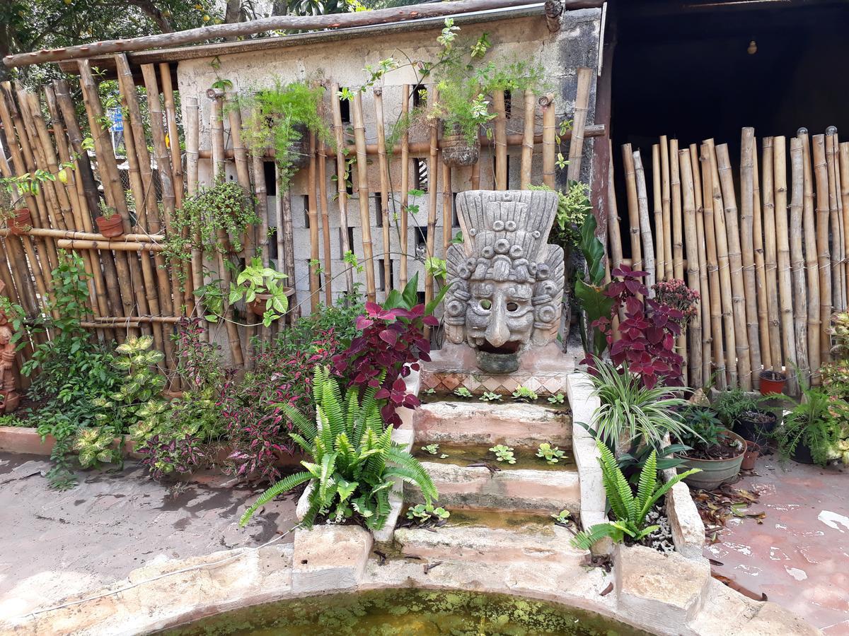 El Chac Mool Bed & Breakfast Santa Elena Екстериор снимка