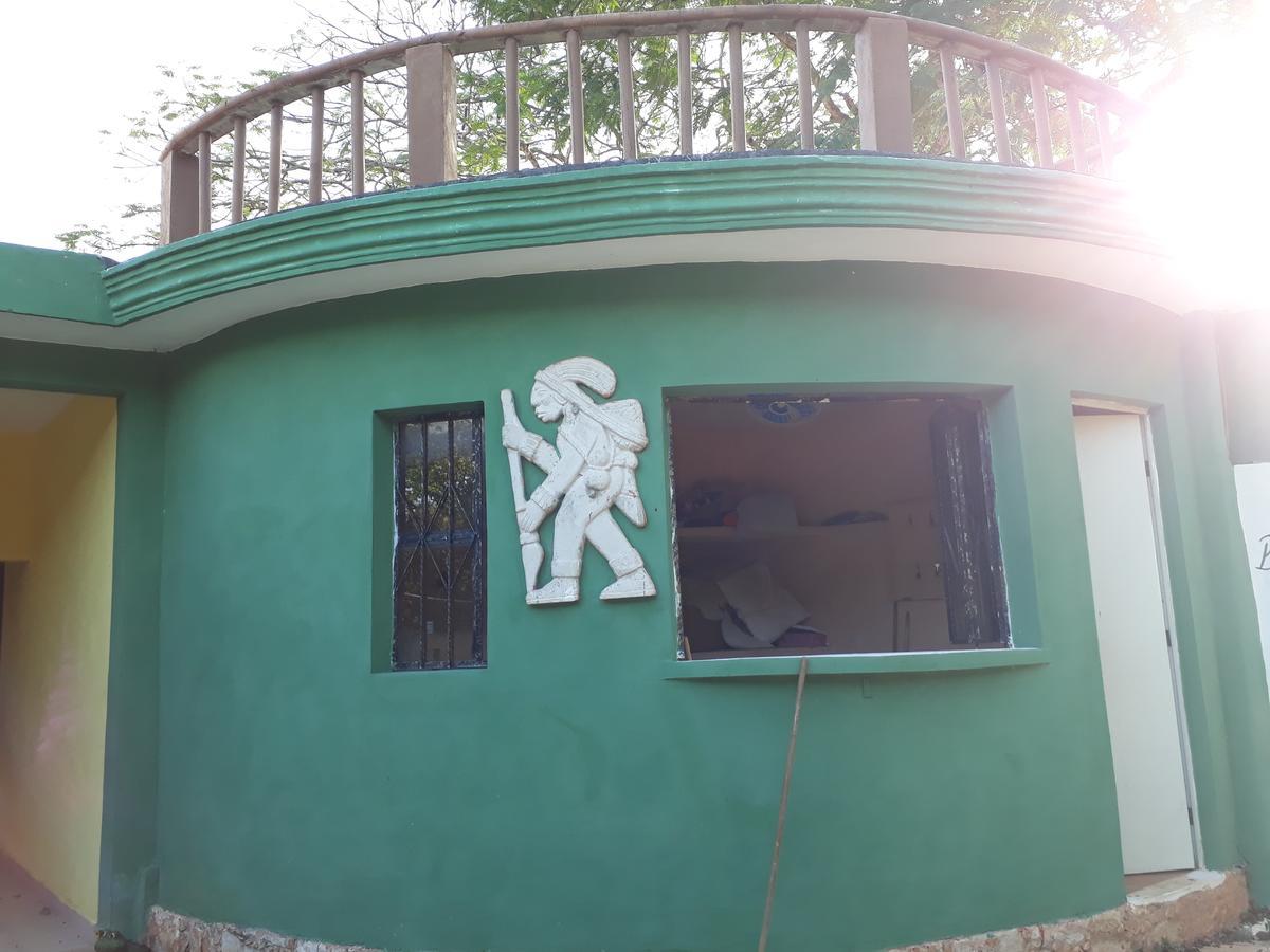 El Chac Mool Bed & Breakfast Santa Elena Стая снимка