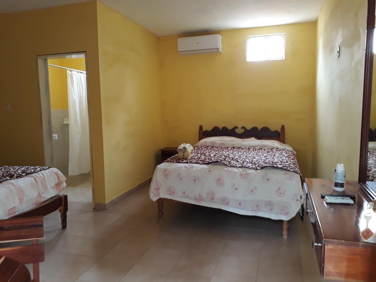 El Chac Mool Bed & Breakfast Santa Elena Екстериор снимка