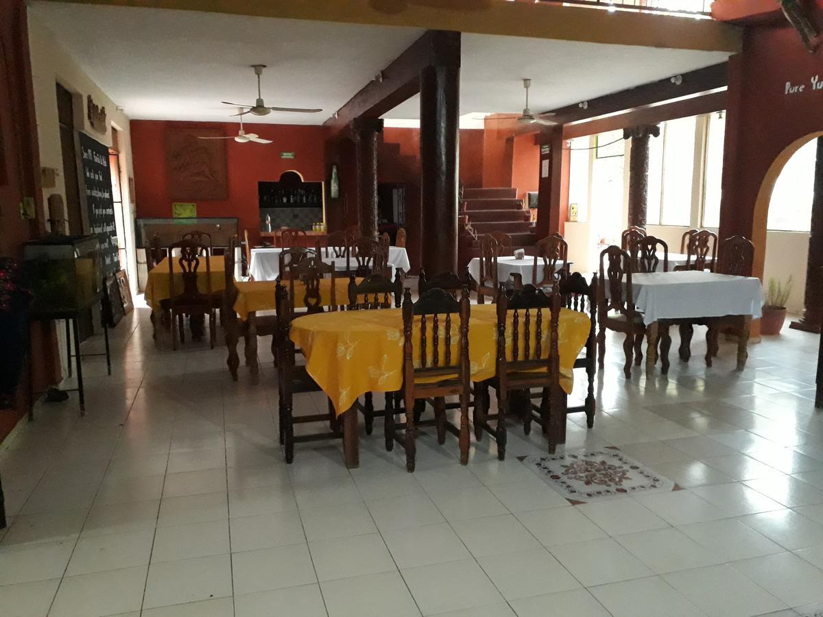 El Chac Mool Bed & Breakfast Santa Elena Екстериор снимка