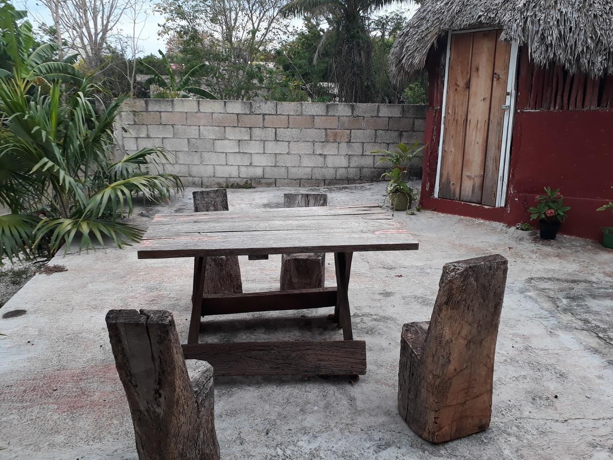El Chac Mool Bed & Breakfast Santa Elena Екстериор снимка